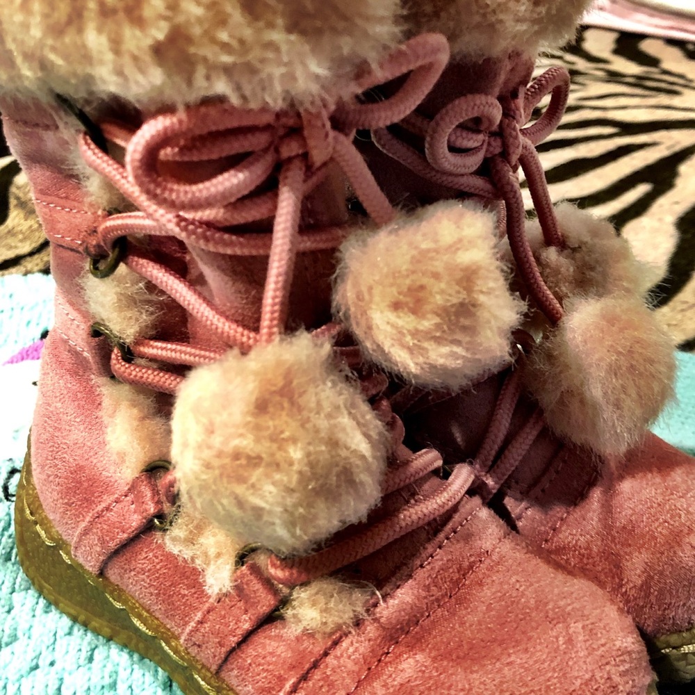 Michale Kors Layla Pink Faux Fur Lined Suede Boots